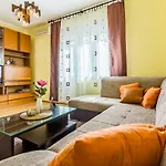 Apartamento Pula Apartment *