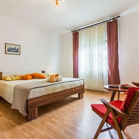 公寓 Pula Apartment